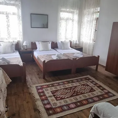 Apartment Loykas Gjirokastër
