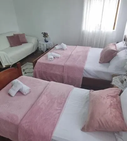 Loykas Appartement Gjirokastër
